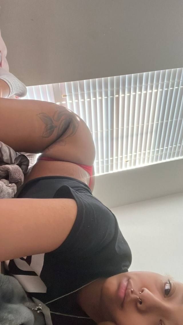 Sweet in middle 💦☔️💕🌸🌸 - Image 3